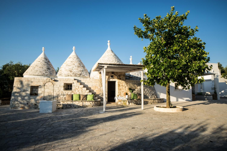 Others 4, Relais Trulli Le Icone, Brindisi