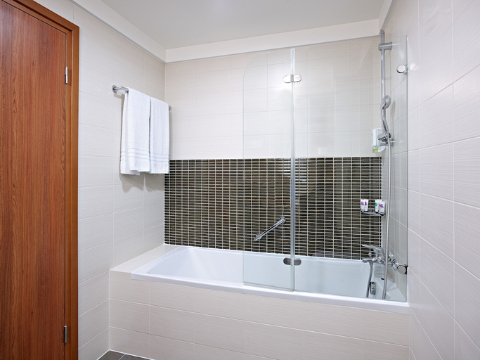 Bathroom 4, Hotel International, Zagreb