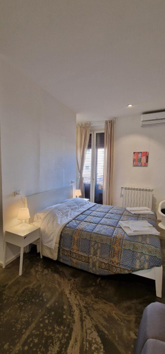 Bedroom 4, Palermo Rooms, Palermo