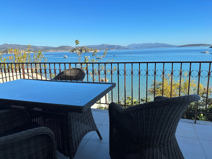 Others 4, Tolo Beach House with Breathtaking View, Peloponnese