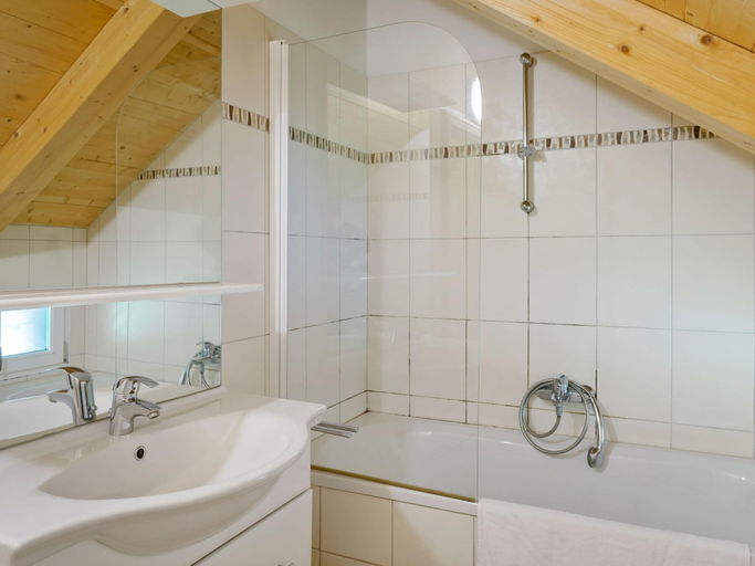 Bathroom 5, Chalet in Sankt Georgen Near ski Area, Murau