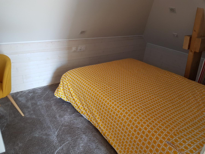 Bedroom 2, Angers Green Lodge - Yellow Sun Appartement, Maine-et-Loire