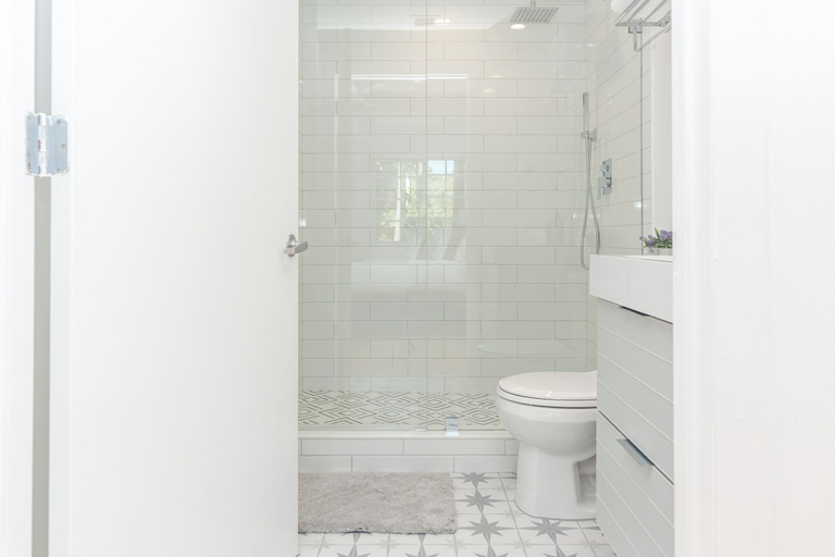 Bathroom 4, Boutique Apartments Convention Center, Miami-Dade