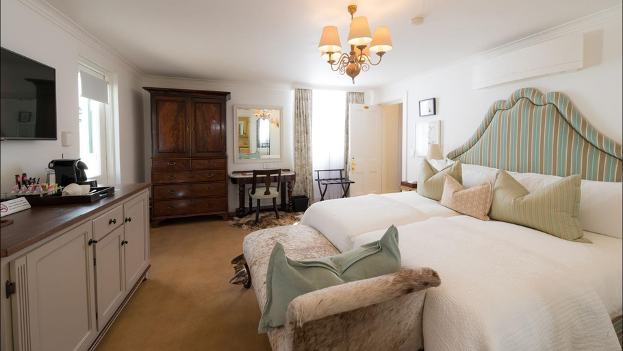 Bedroom 3, Drostdy Hotel , Cacadu