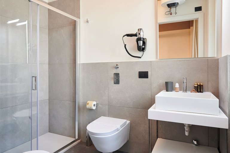 Bathroom 5, VEGA RIBBON, Milano
