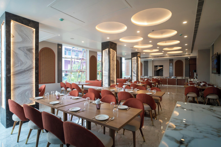 Food & Drinks 4, Medha Plaza, Deoghar