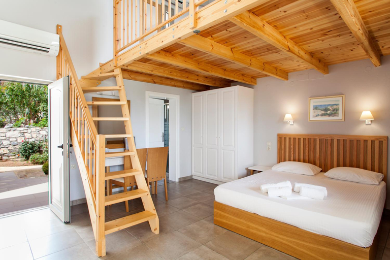 Bedroom 3, Mythos Suites Diskos, Crete