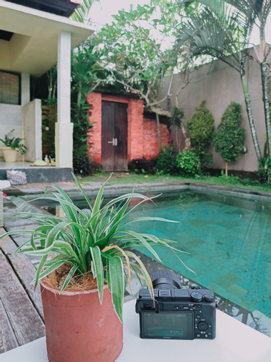 Swimming Pool 16