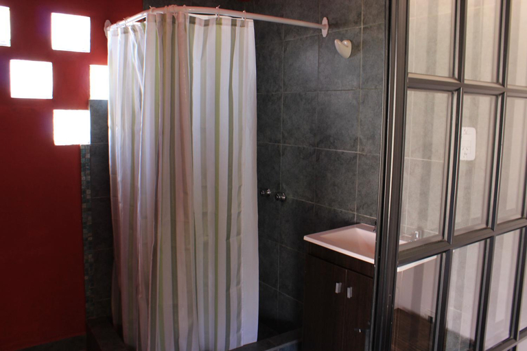 Bathroom 1, Cabanas Maimara, Tilcara