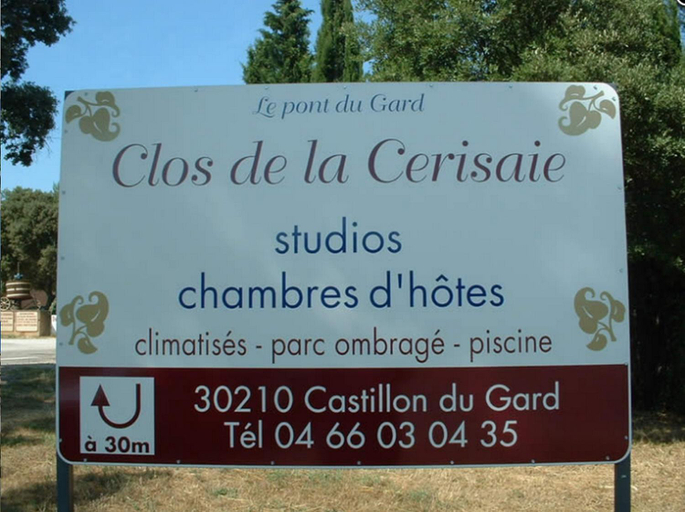 Others 4, Appartements " Le Clos De La Cerisaie", Gard