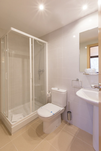 Bathroom 4, Pierre & Vacances Andorra Pas de la Casa Princesa, Pyrénées-Orientales
