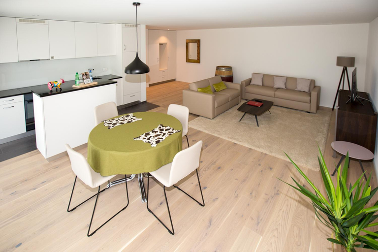 Dining Room 1