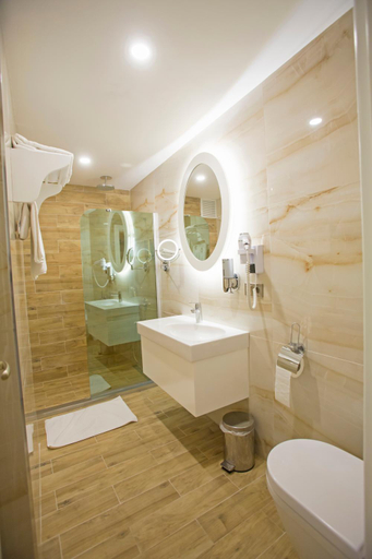 Bathroom 2, Aktug Elegance Hotel, Merkez