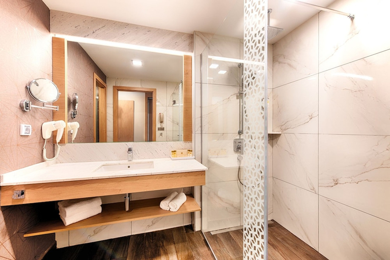 Bathroom 3, Secrets Sunny Beach Resort Spa, Nesebar
