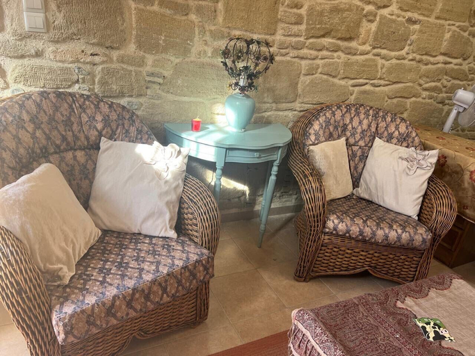 Others 5, Rustic 1 Bd Stone Apt in Malonas Rodos, South Aegean