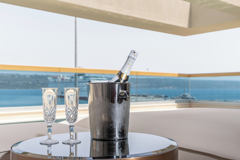 Food & Drinks 5, Oniros Residences, Crete