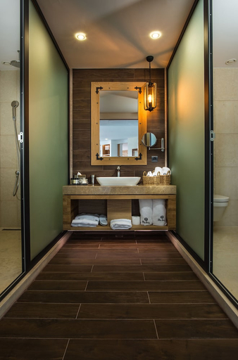 Bathroom 5, Blu Bay Boutique Hotel, Sozopol