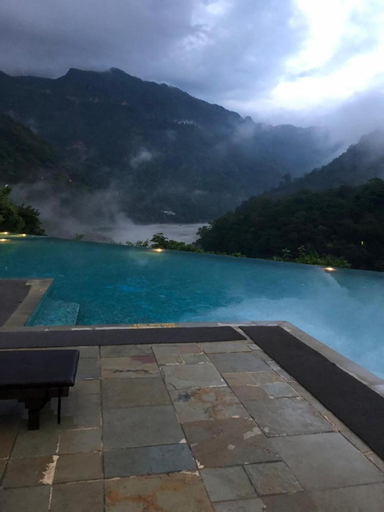 Aloha Apartments by blissful Ganges, Garhwal