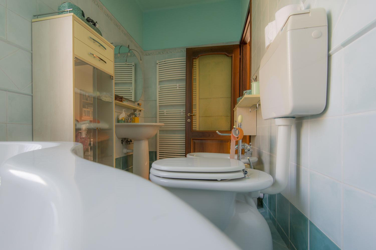 Others 2, B&B - Il Portichetto, Asti