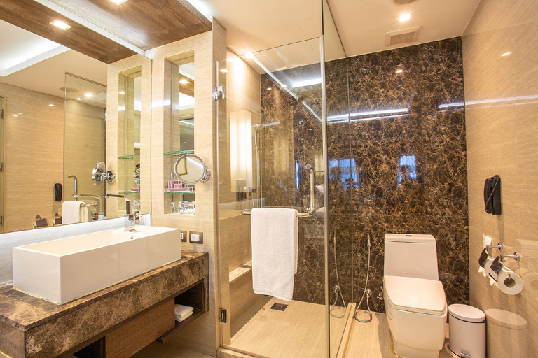 Bathroom 5, Graceland Bangkok by Grace Hotel, Wattana