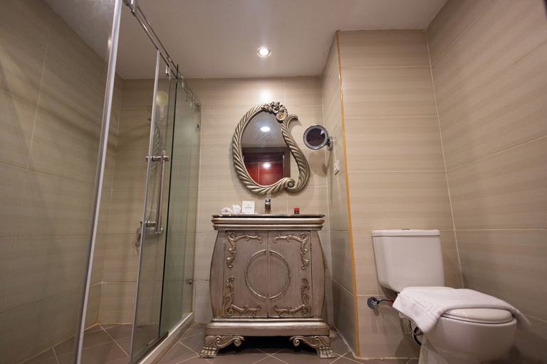 Bathroom 4, Dhara Residence Grand Waha