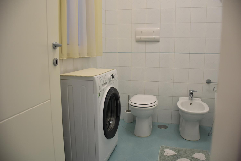 Bathroom 2, casa Pepi, Olbia-Tempio