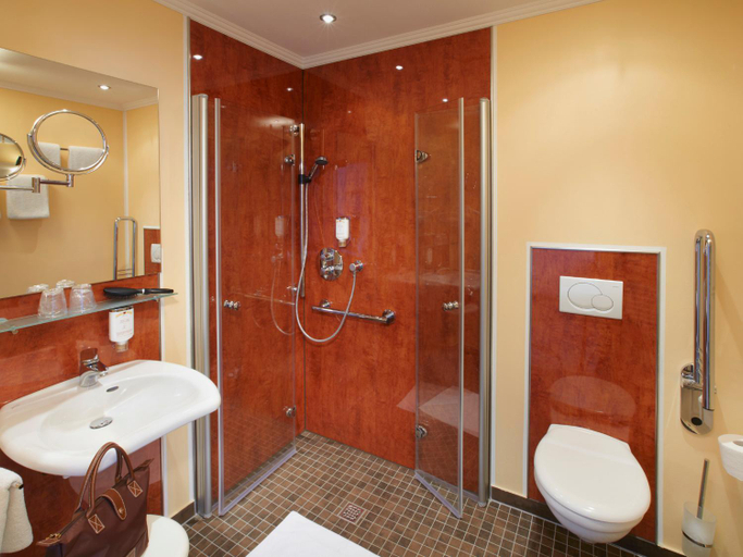 Bathroom, Hotel Lindenhof, Soest