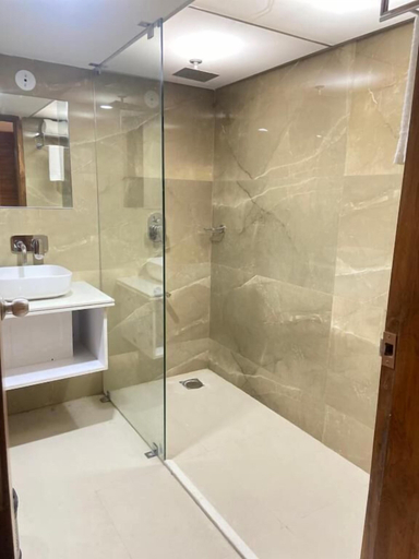 Bathroom 3, HOTEL HIGH RISE REGENCY, Burhanpur