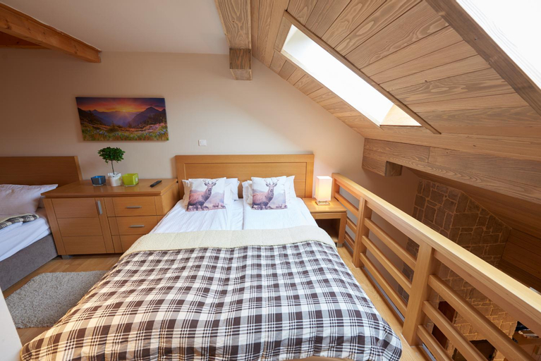 Bedroom 1, LUX privatni apartman 411 u sklopu HOTEL VUCKO JAHORINA, Istočno Sarajevo