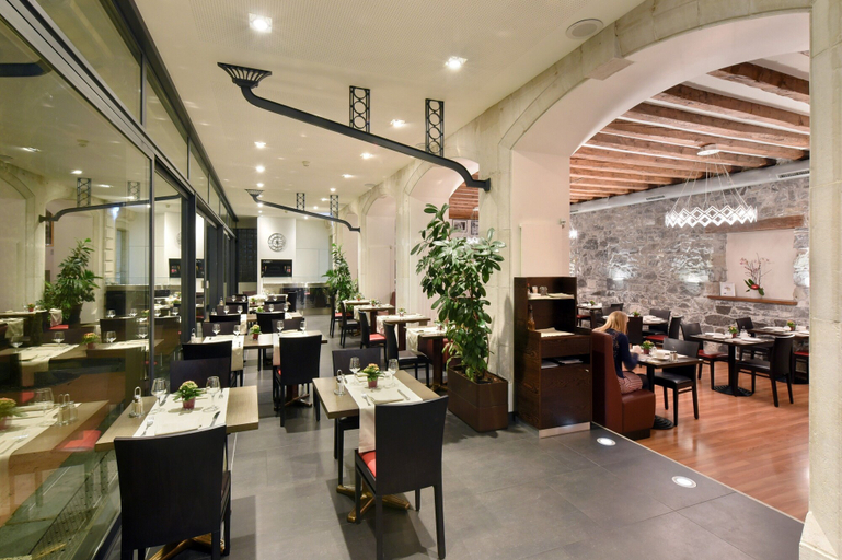 Food & Drinks 5, International & Terminus, Genève