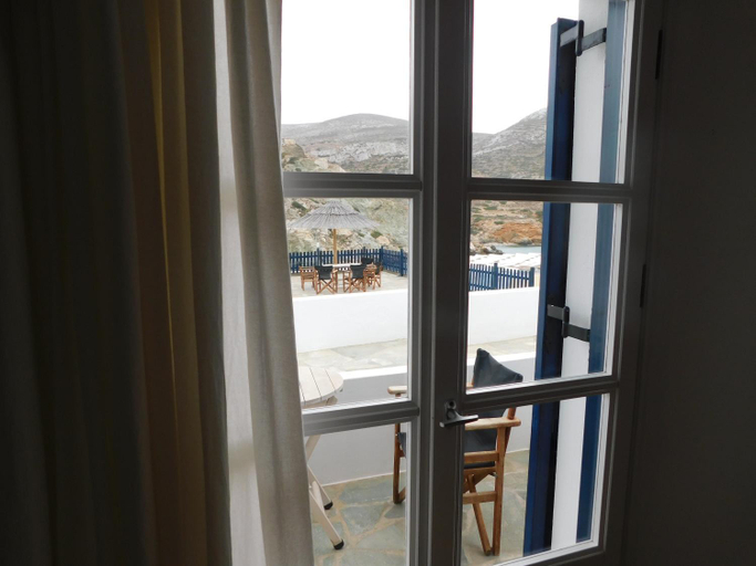 Others 5, Pasithea Folegandros, South Aegean