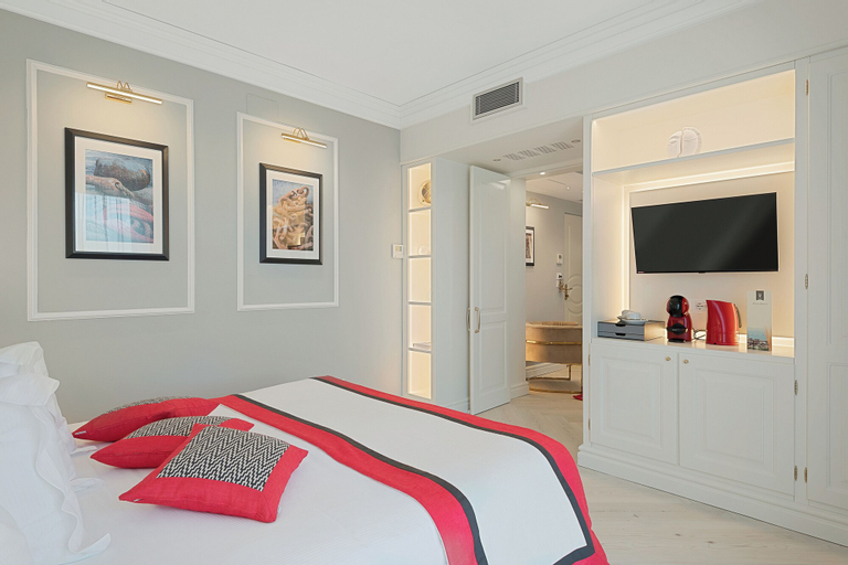 Bedroom 9