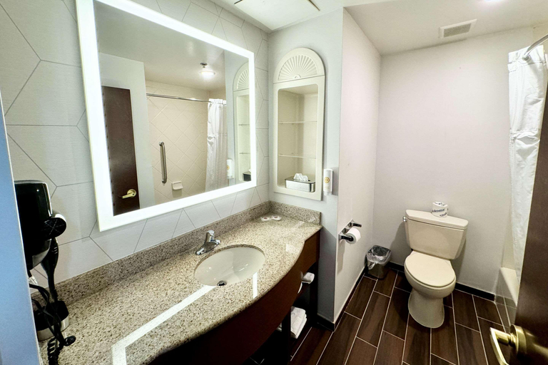 Bedroom 3, Comfort Suites East Brunswick - South River, Middlesex