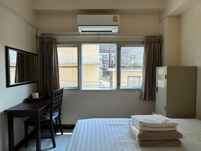 Bedroom 15