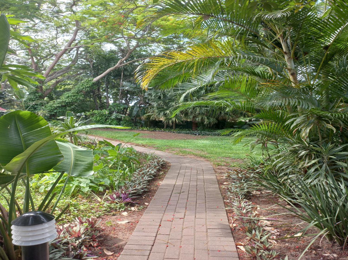 Others 5, Marula Gardens, Umkhanyakude