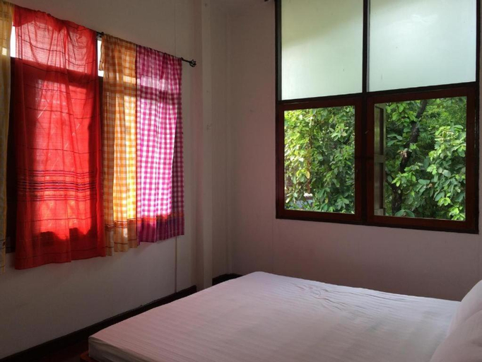 Bedroom 13