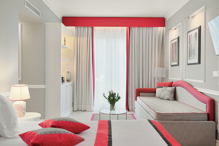 Bedroom 9