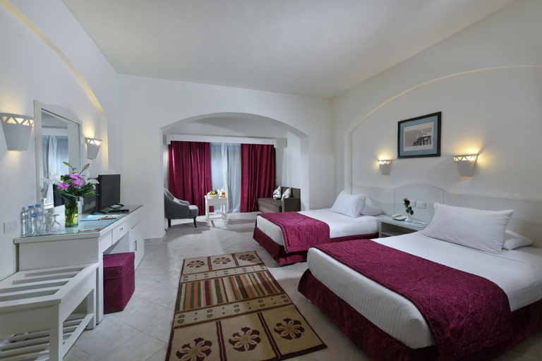 Bedroom 4, Swisstouch Oriental Resort Marsa Alam - All inclusive, Al-Qusayr