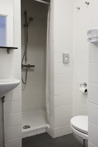 Bathroom 3, Antwerp Harbour Hotel, Antwerpen