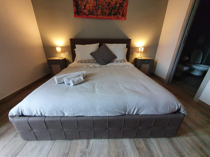 Bedroom 2, VILLA MATILDA luxury B&B, Napoli