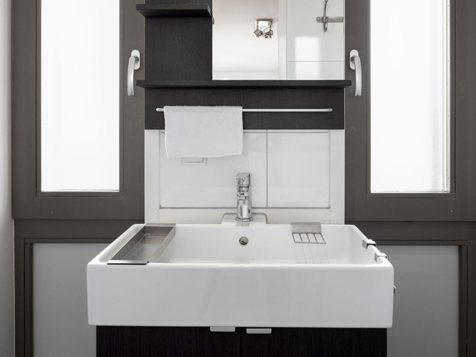 Bathroom 2, Beach House in a Dream Location on the Beach, Rotterdam