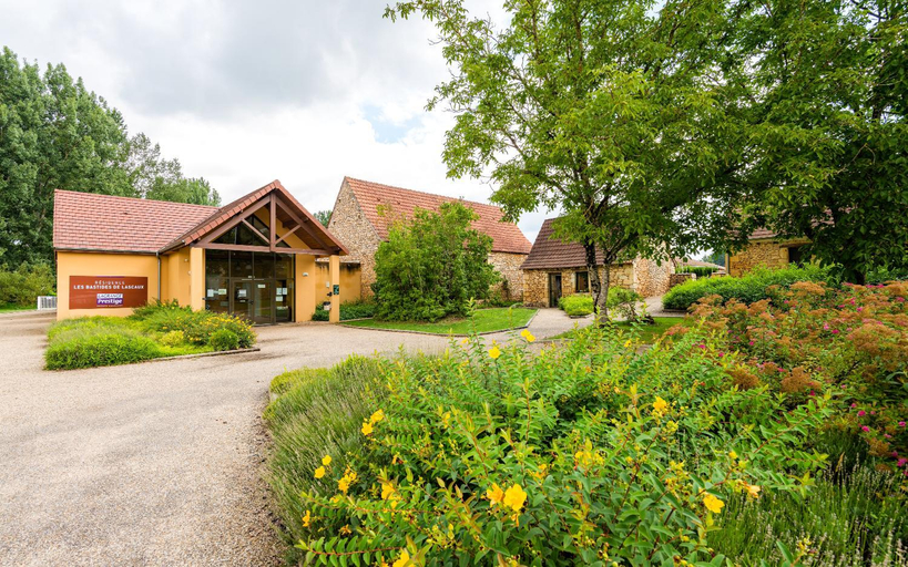 Exterior & Views 1, Lagrange Vacances Les Bastides de Lascaux, Dordogne