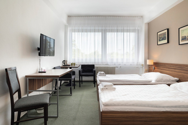 Bedroom 3, Hotel Veronika, Ostrava
