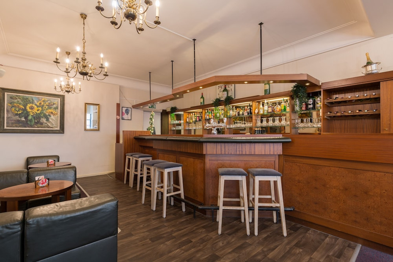 Food & Drinks 4, a&o Antwerpen Centraal, Antwerpen