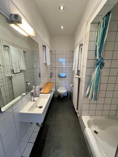 Bathroom 5, City Apartment Hotel Hamburg, Hamburg