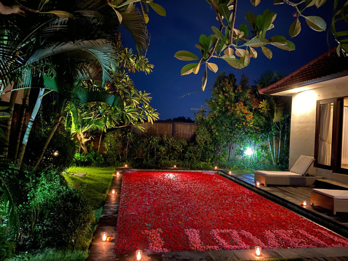 Swimming Pool 10