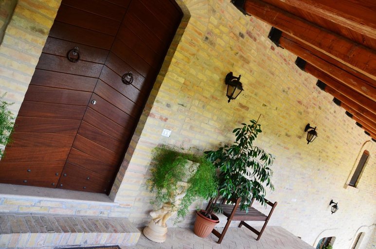 Others 5, B&B Il Casolare, Teramo