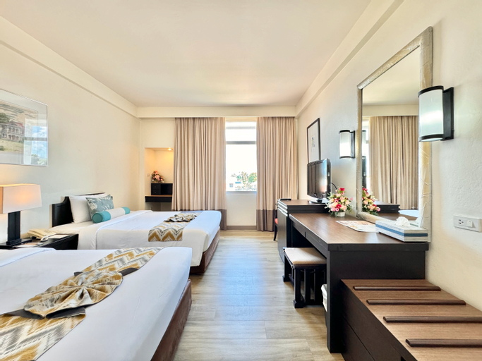 Bedroom 12