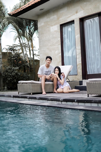Swimming Pool 17