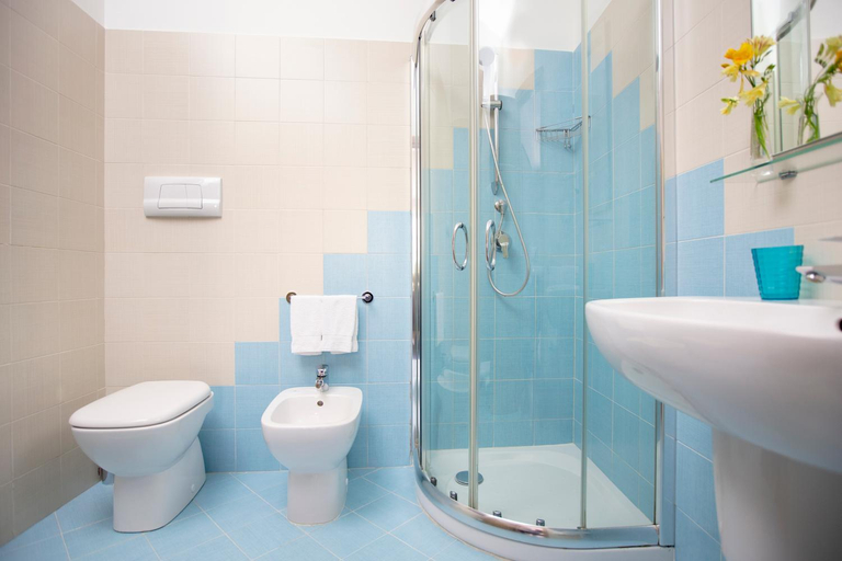 Bathroom 2, Bed&Breakfast Acasamia, Trapani